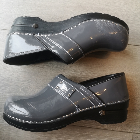 NEW! KOI Sanita Women's Lindsey Professional Clogs Nursing Shoes Patent leather - Picture 8 of 16